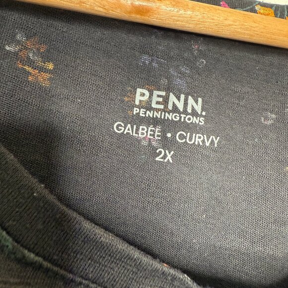 Penningtons Woman Curvey T-Shirt Black Floral Size 2X - Picture 3 of 4